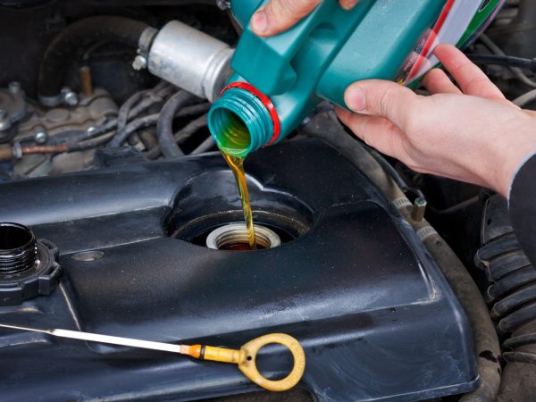oil-change-royalty-free-image-186835467-1555509742
